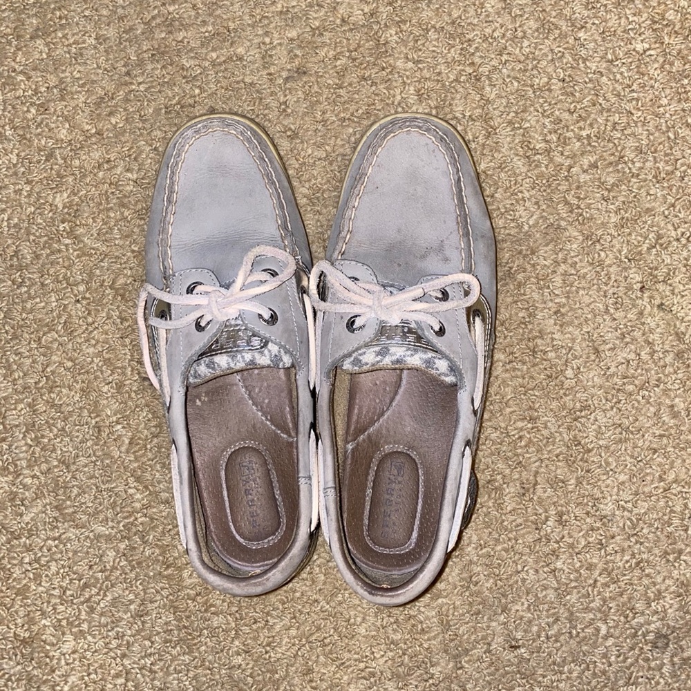 Women’s sperry shoes